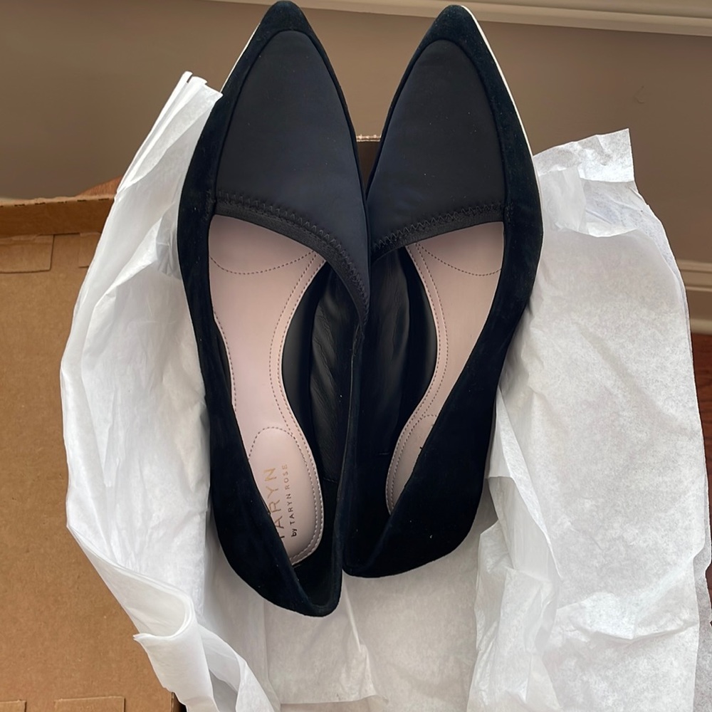 Taryn Rose pointed toe flats, size US 9.5, black suede